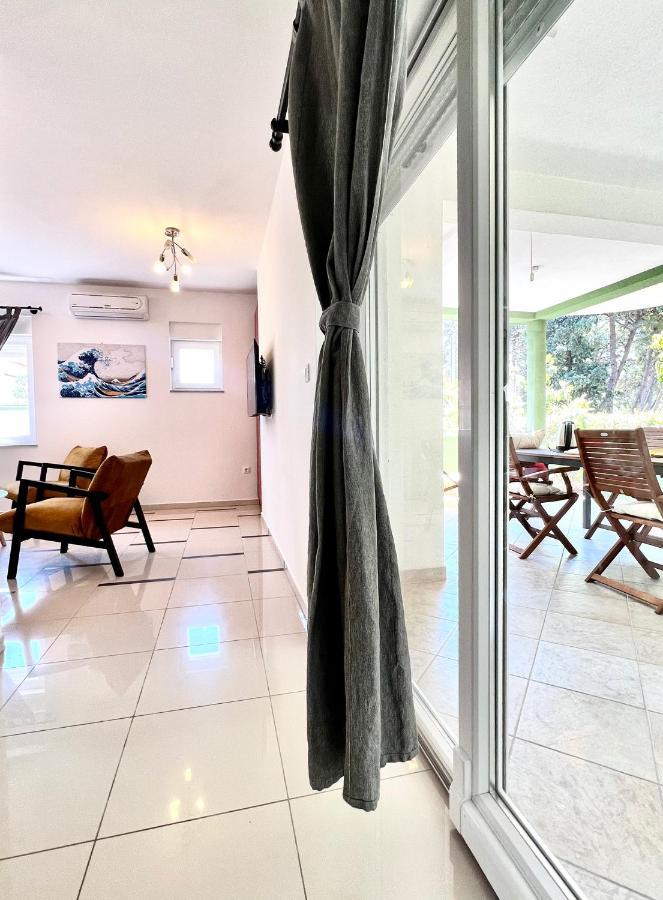 B88 Apartments - Vila Palma Sveti Filip i Jakov Buitenkant foto