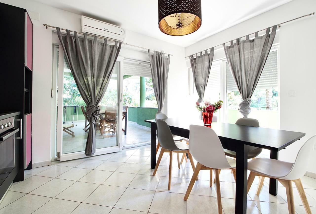 B88 Apartments - Vila Palma Sveti Filip i Jakov Buitenkant foto